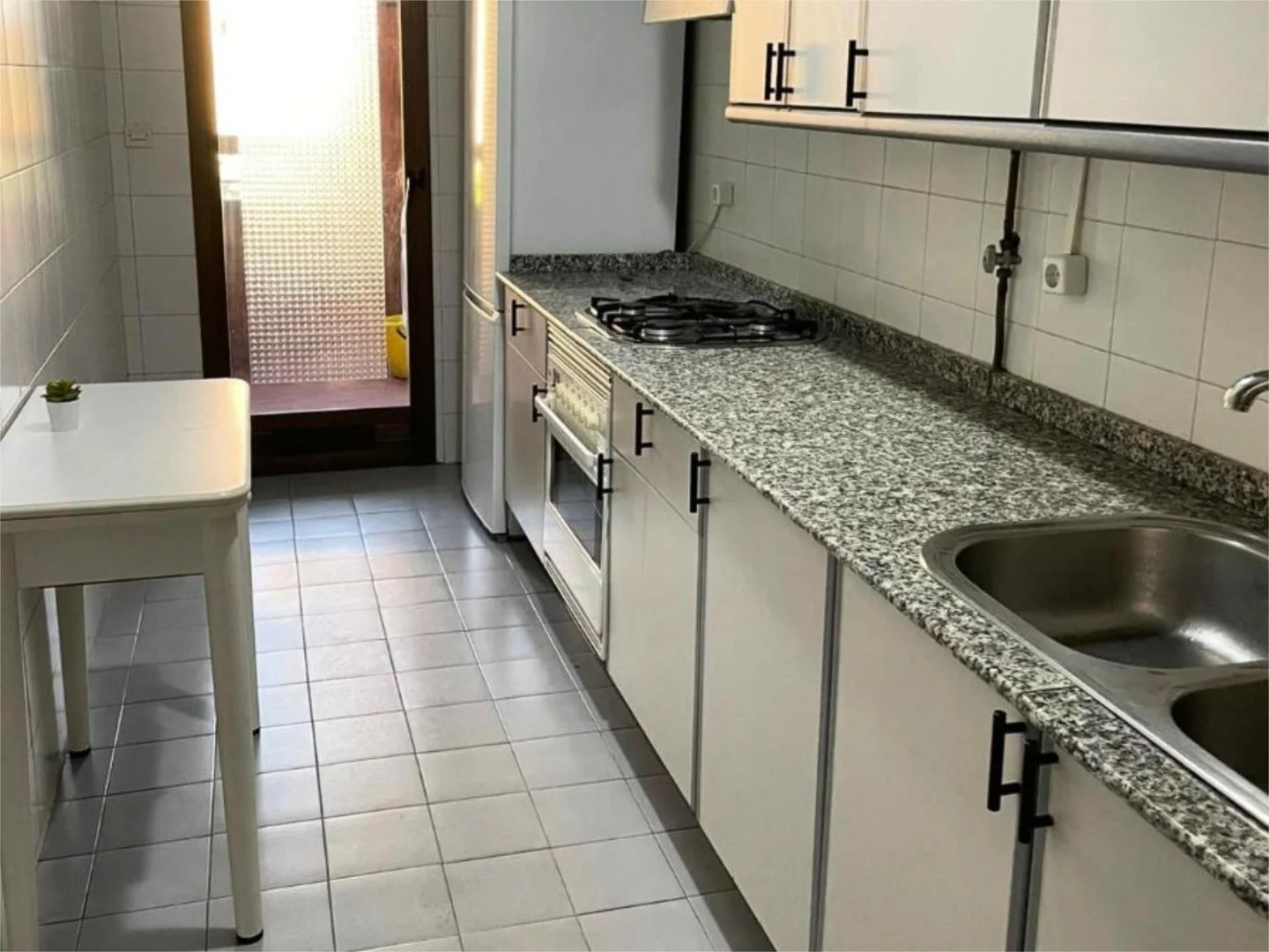 Piso en  Calle de Rosalía de Castro 75 - Foto 7