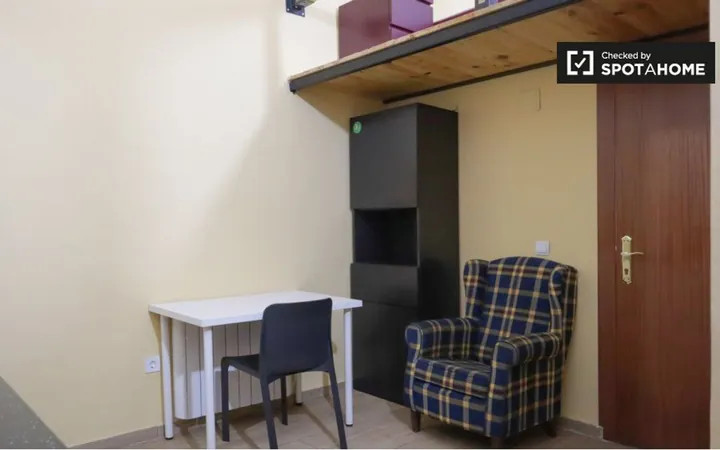 Estudio en Calle de Troya, Canillejas - Foto 2