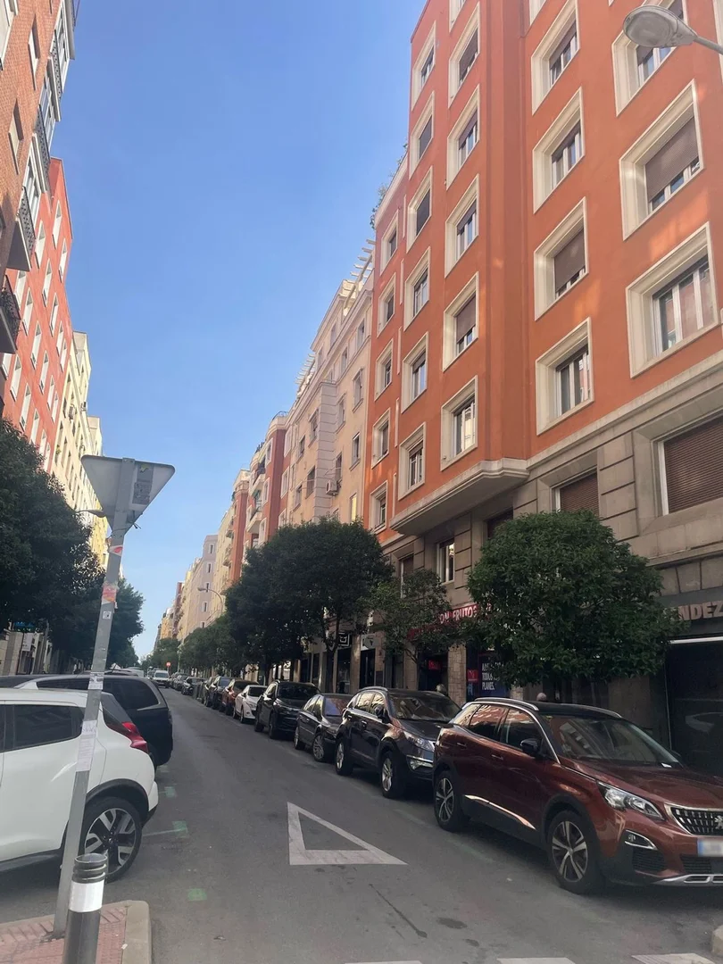 Piso en calle de Fernán González, 59 - Foto 2