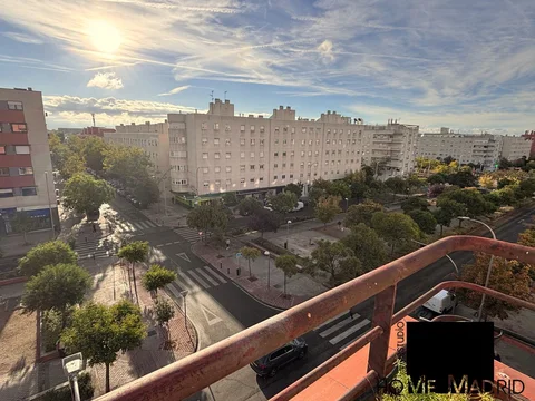 Piso en Bulevar de Indalecio Prieto - Foto 8