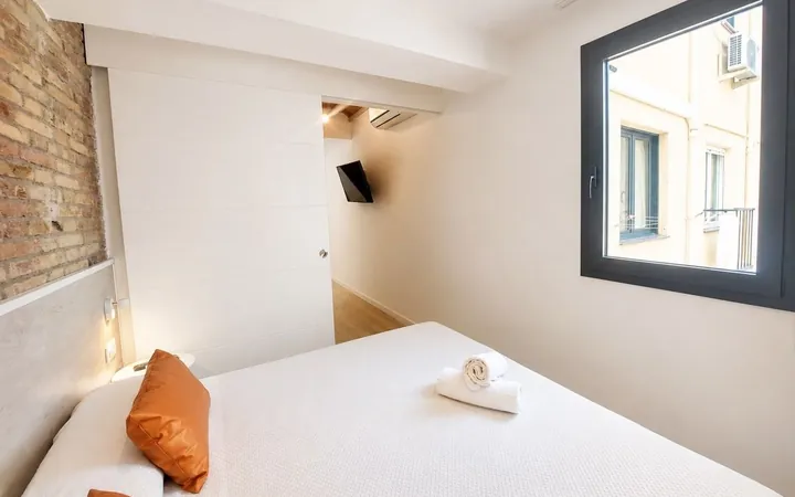 Piso en Calle de Cartagena, 325, El Baix Guinardó - Foto 2