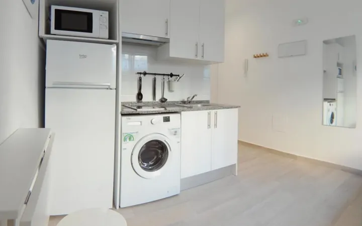 Estudio en Calle de Rodrigo Uhagón, Pradolongo - Foto 9