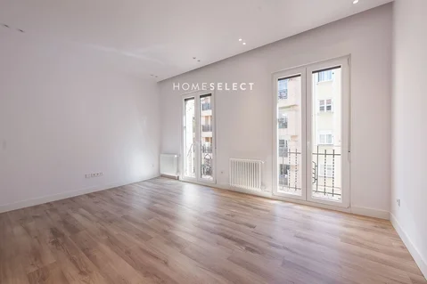 Piso en calle de Espronceda - Foto 1