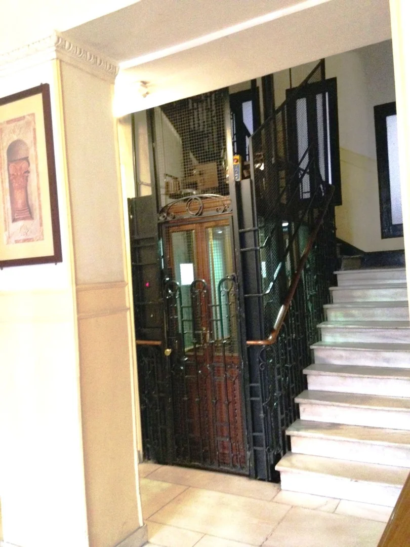 Piso en calle de alberto aguilera, 11 - Foto 4