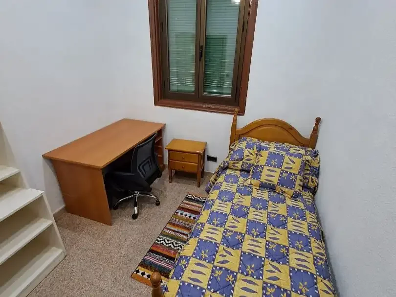 Piso en  Calle de Núñez de Arce 13 - Foto 5