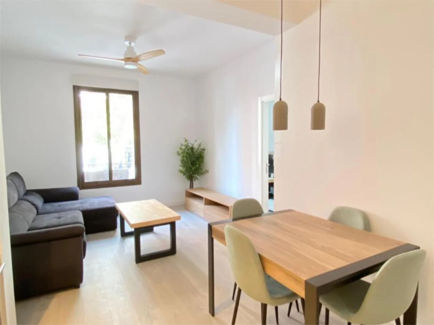 Piso en  Calle de Ríos Rosas 4 - Foto 1