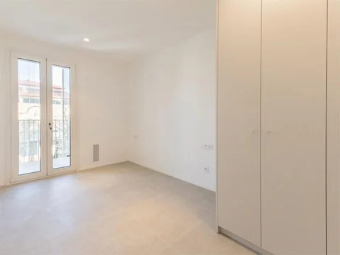 Piso en  Calle de Poblet 4 - Foto 6