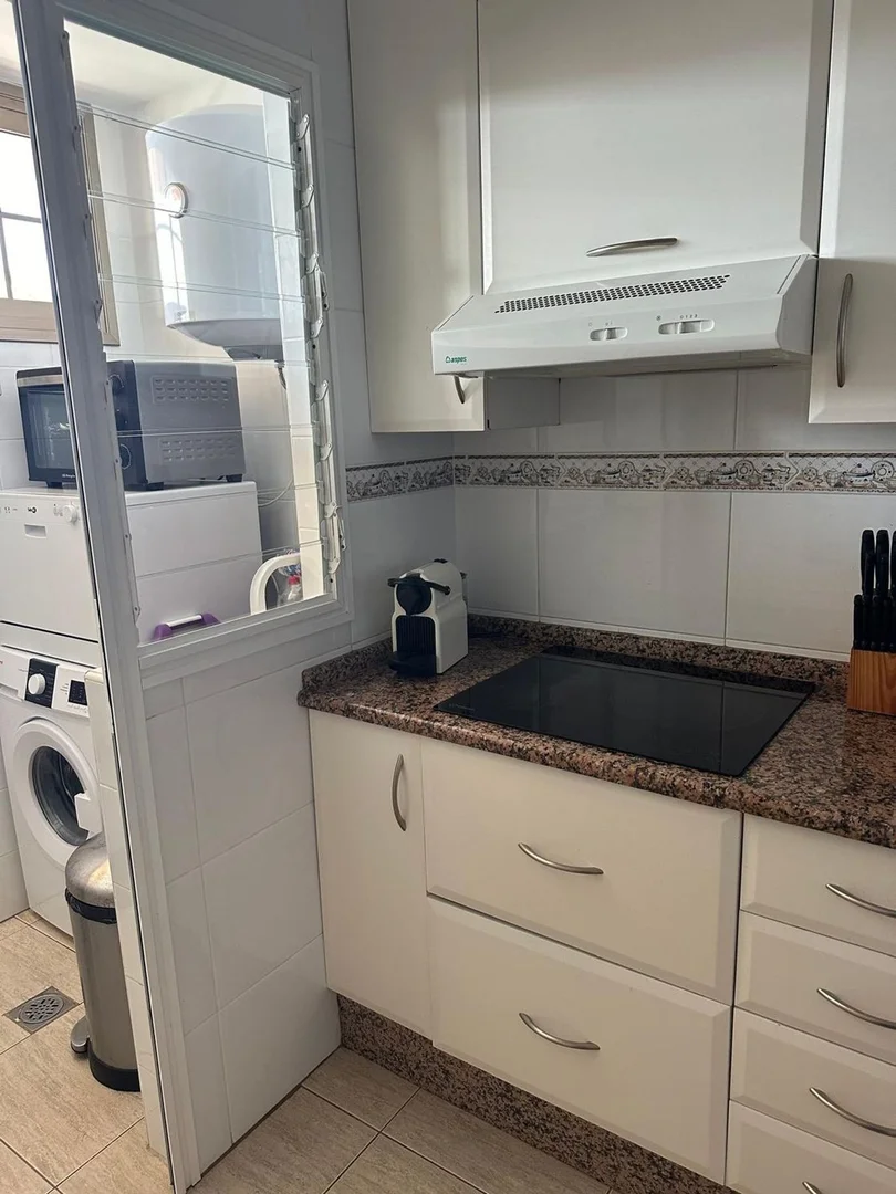 Piso en Urbanización Llanos del Poris s/n - Foto 6