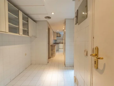 Piso en  Calle del General Arrando 28 - Foto 17