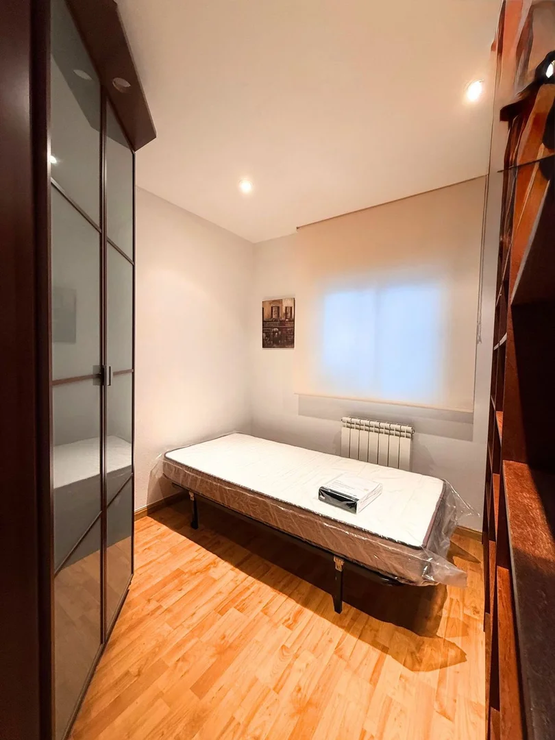 Piso en calle de Ofelia Nieto, 43 - Foto 11