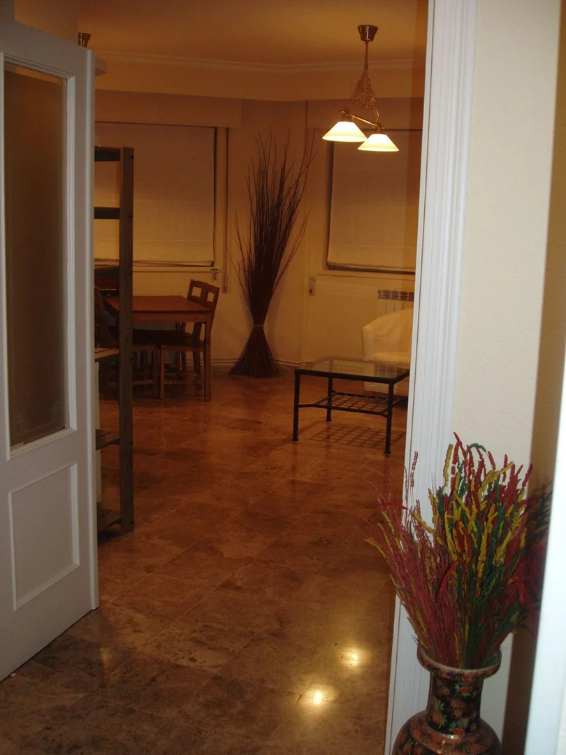 Piso en Calle de Pinos Baja, 46, Valdeacederas - Foto 6