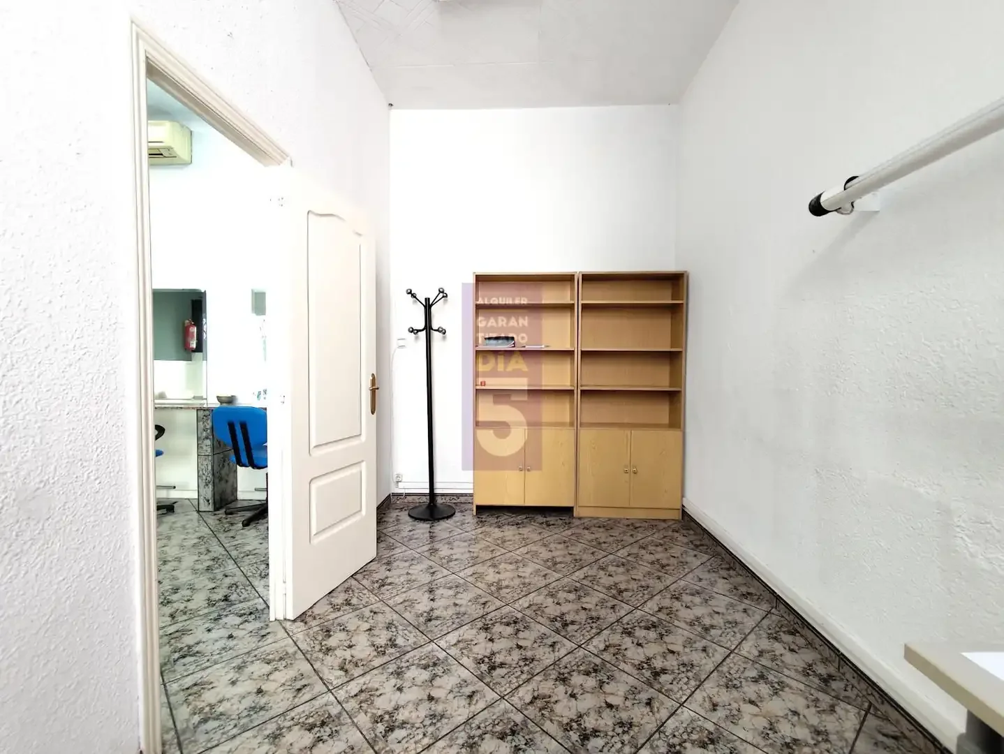 Local comercial en  AMILCAR - Foto 7