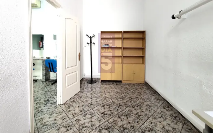 Local comercial en  AMILCAR - Foto 7