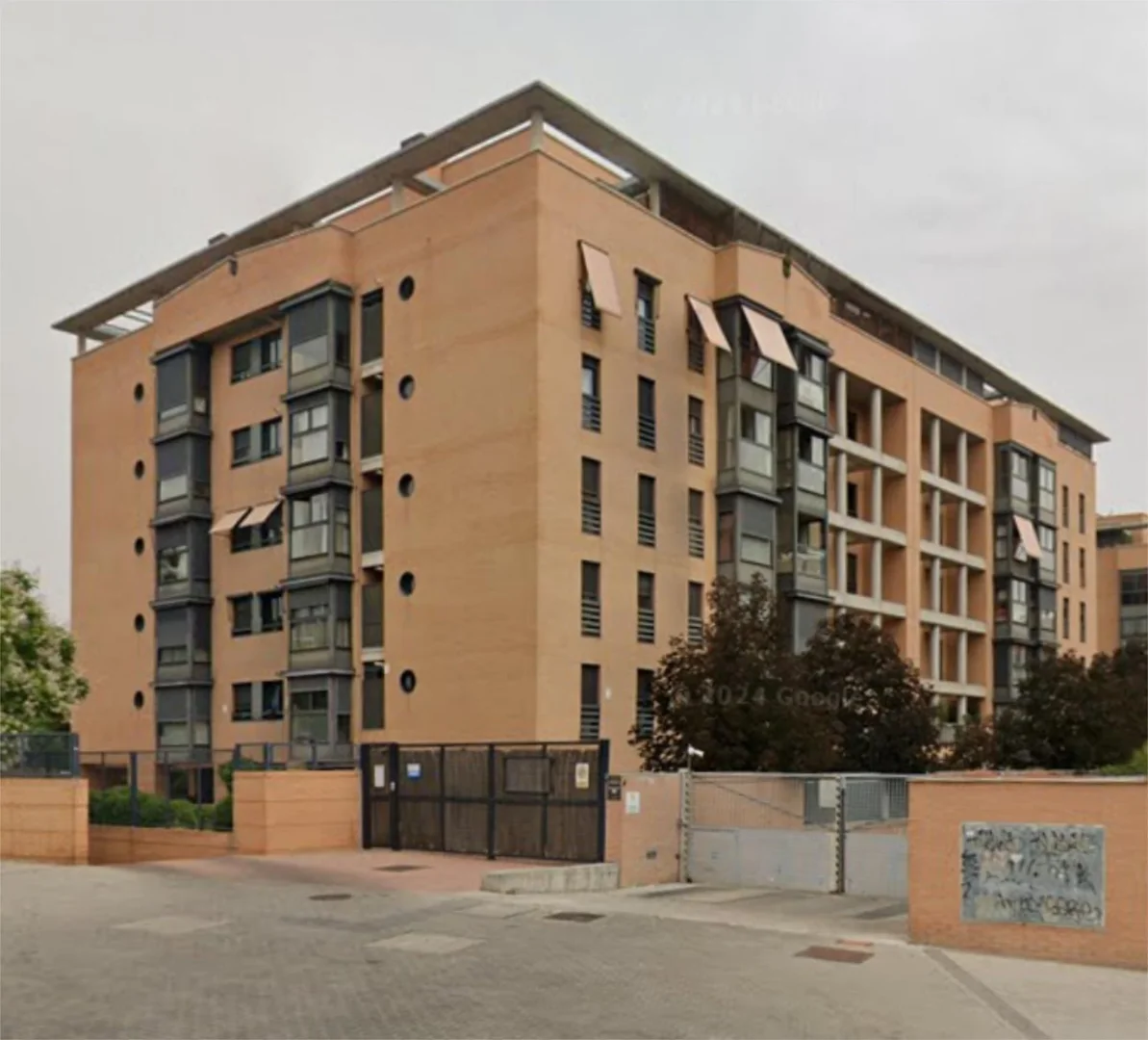 Planta baja en  Calle de Aracne 3 - Foto 2