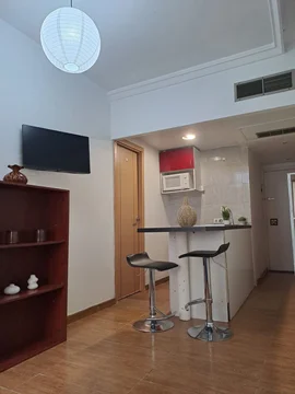 Estudio en plaza de los Mostenses, 5 - Foto 1