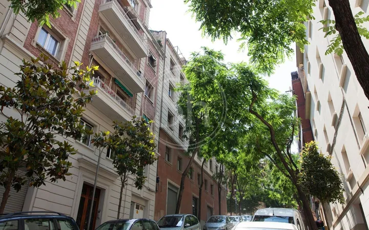 Piso en Calle Roca i Batlle - Foto 3