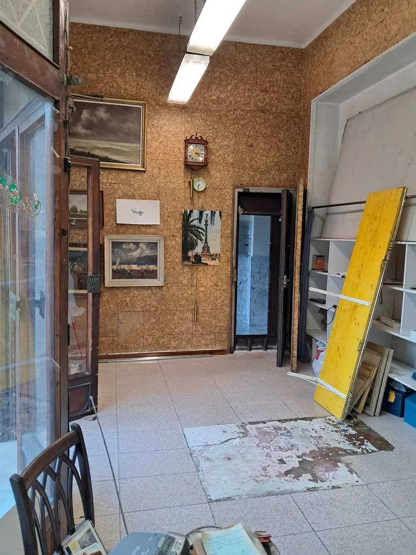 Local en Avenida Meridiana, 135, El Camp de l'Arpa del Clot - Foto 2