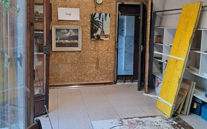 Local en Avenida Meridiana, 135, El Camp de l'Arpa del Clot - Foto 2