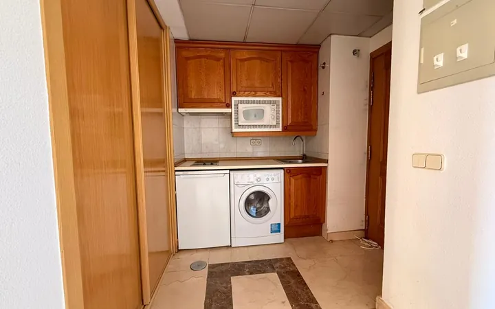 Estudio en Avenida de la Ciudad de Barcelona, Adelfas - Foto 1