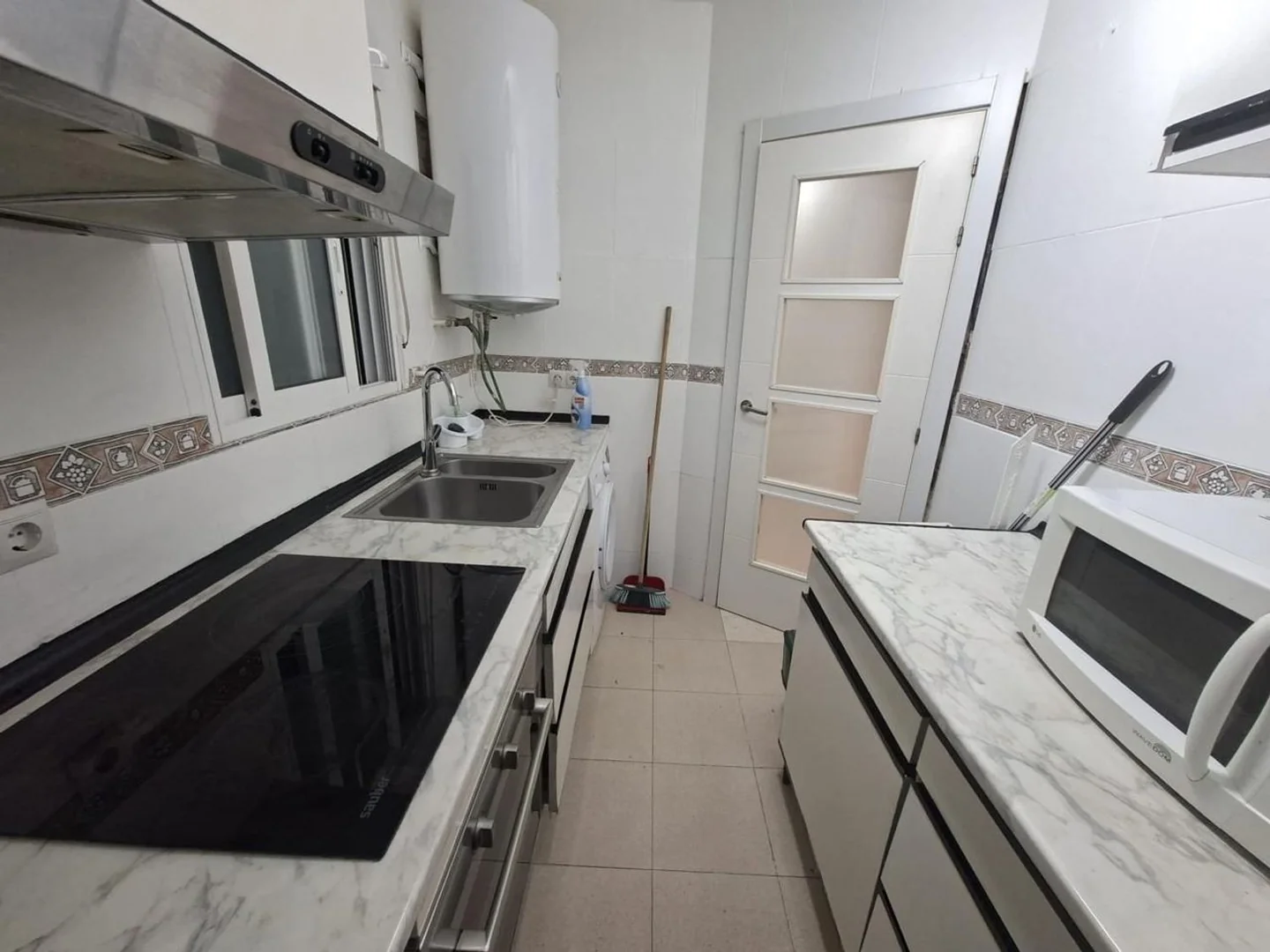 Piso en Numancia - Foto 10