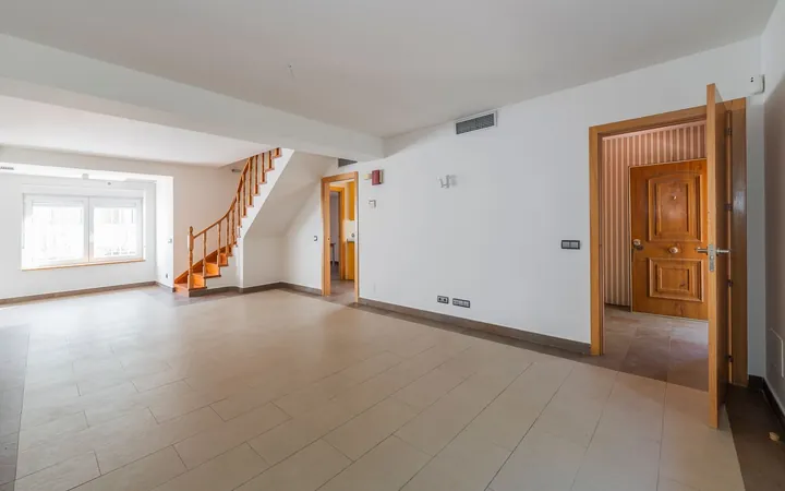 Chalet adosado en Avenida de San Luis, Apóstol Santiago - Foto 13