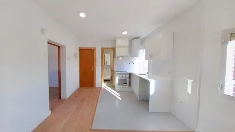 Piso en Barrio Casco Histórico de Vallecas - Foto 5