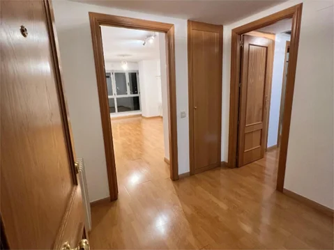 Piso en  Calle del Alcalde Redondo Aceña 2 - Foto 2