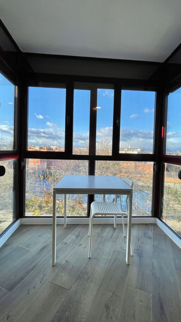 Estudio en calle de Algemesí, 26 - Foto 5