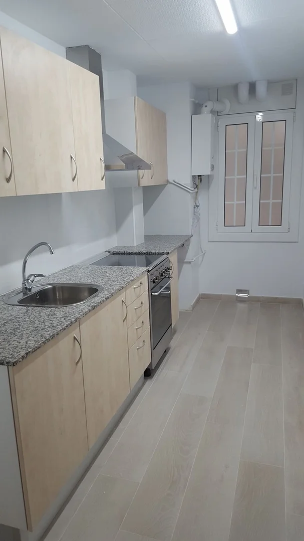 Piso en calle de Guitard, 15 - Foto 4