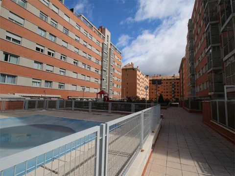 Piso en  Calle de Estella 4B - Foto 1
