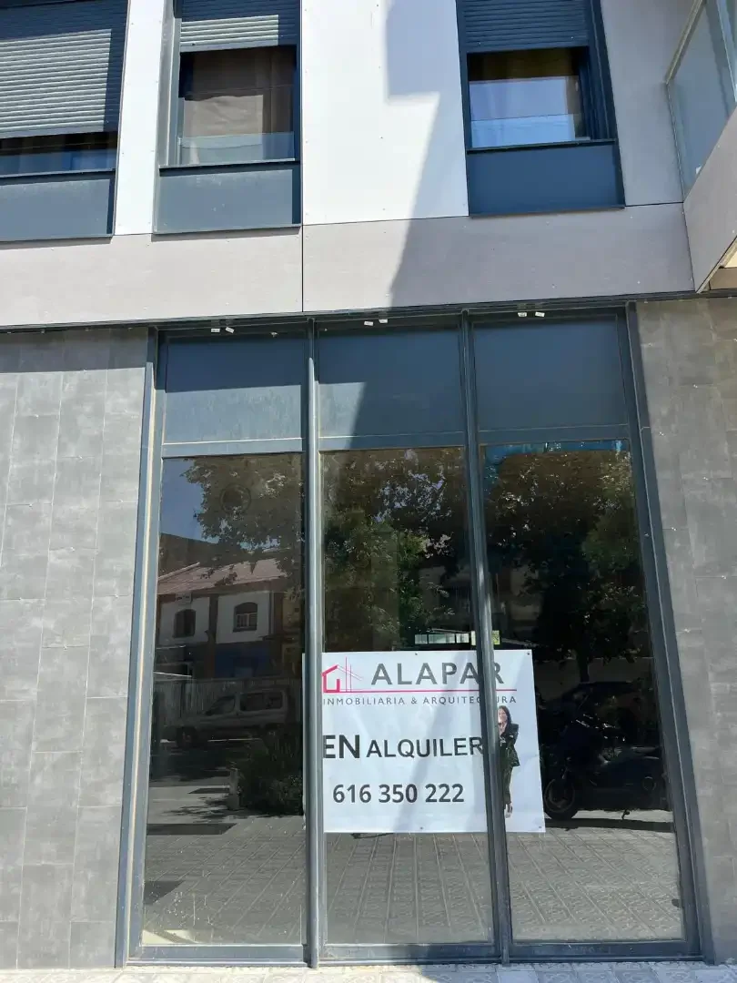 Local comercial en  Carrer del Plom 31 - Foto 5