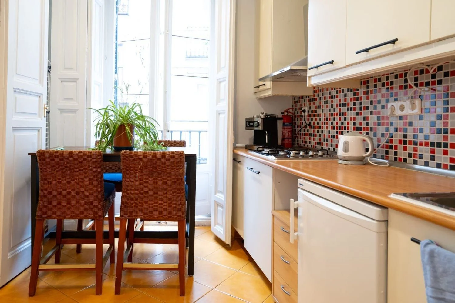 Piso en Barrio Huertas-Cortes - Foto 4