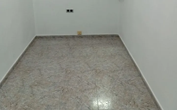 Piso en Paseo de la Zona Franca, 126 - Foto 4