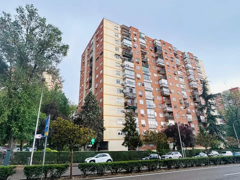 Piso en Avenida de Monforte de Lemos, 79 - Foto 2