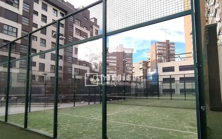 Ático en Calle de Carlos y Guillermo Fernández Shaw, Adelfas - Foto 18