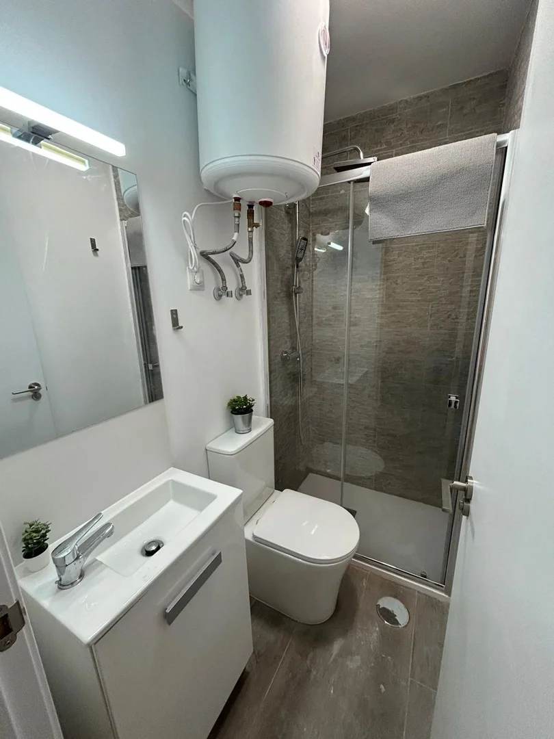 Estudio en Puerta del Ángel - Foto 4