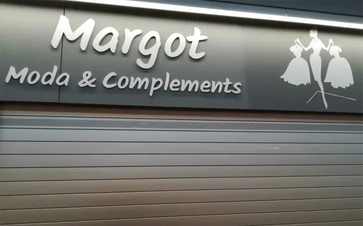 Local comercial en  Carrer del Comte d'Urgell 1 - Foto 5