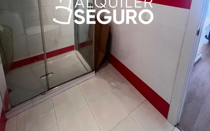 Piso en Calle del Padre Claret - Foto 2