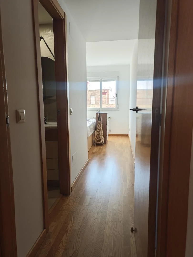 Piso en  Calle Miguel Solas 4 - Foto 3