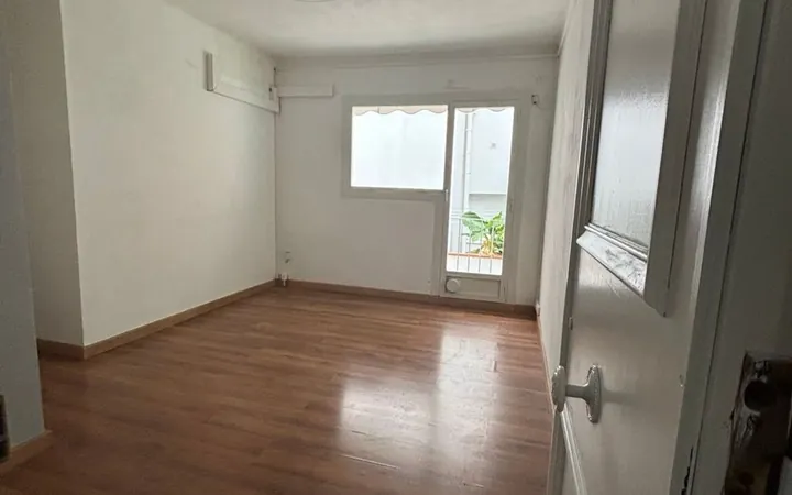 Piso en Calle de Josep Sangenís, 50 - Foto 6