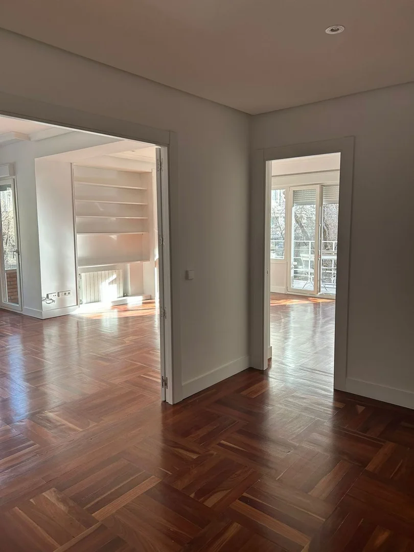 Piso en calle del Poeta Joan Maragall, 9 - Foto 3