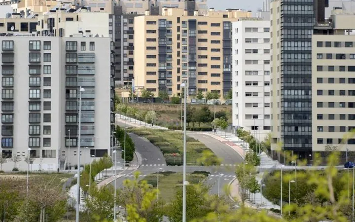 Piso en Calle César cort boti, 59 - Foto 3