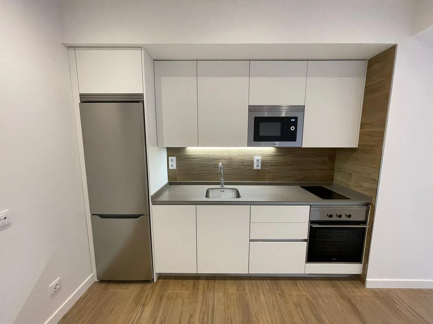 Piso en calle de Magallanes, 1 - Foto 1