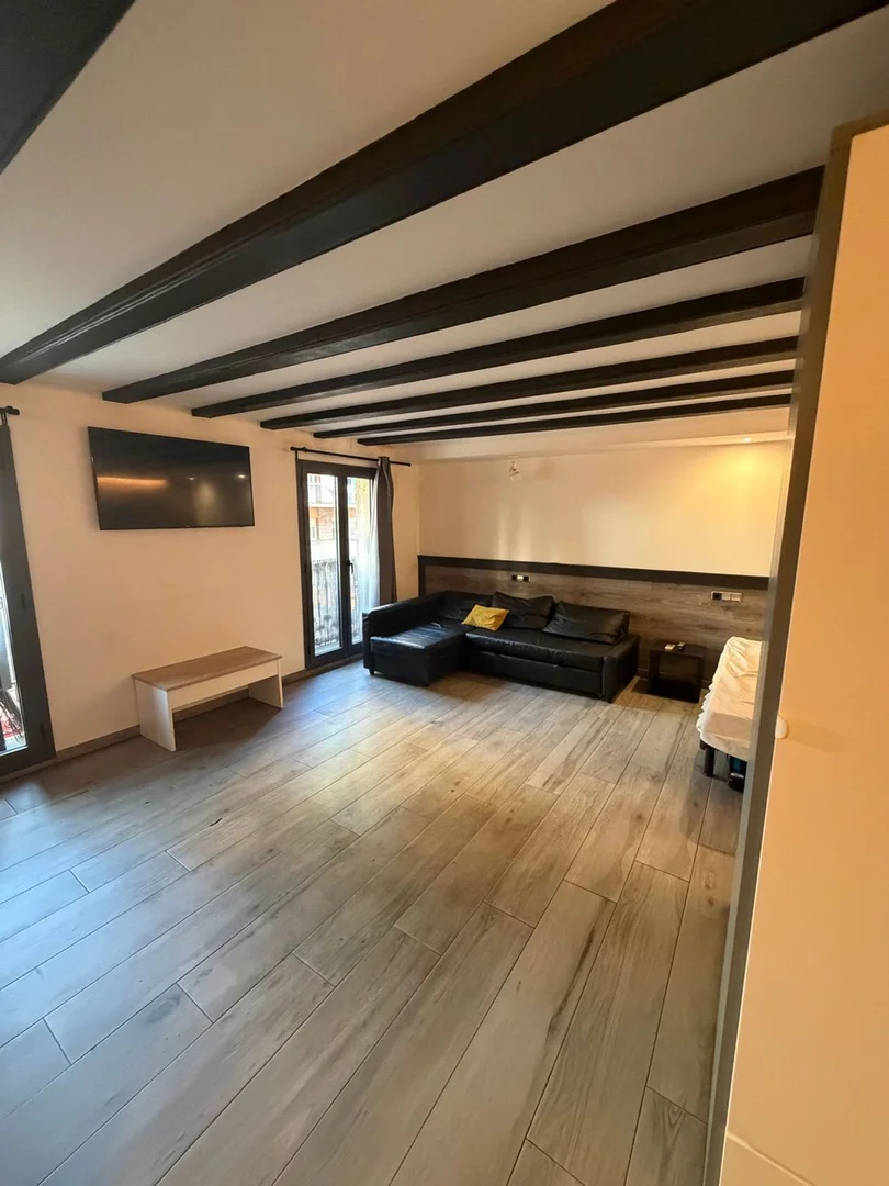 Piso en calle de Vila i Vilà, 78 - Foto 3