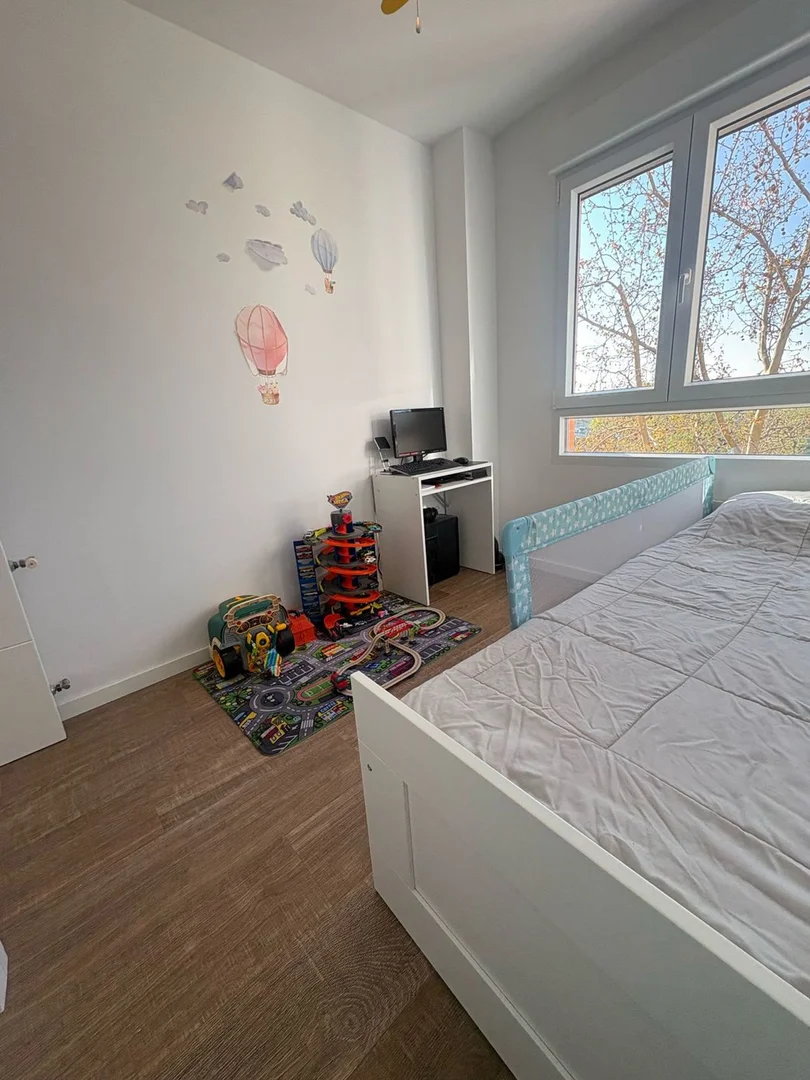 Piso en calle del Peloponeso, 30 - Foto 1