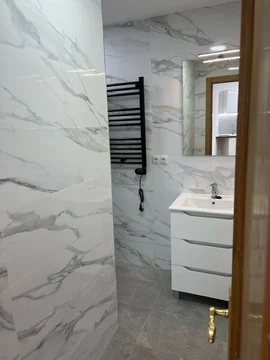 Piso en avenida de Pablo Neruda, 120 D - Foto 3