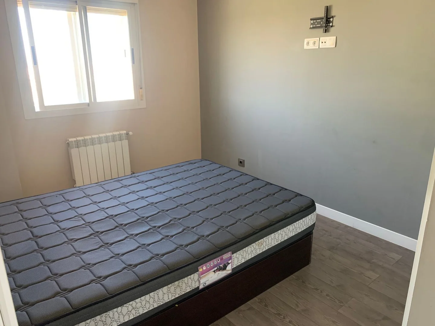 Piso en Barrio Valdeacederas - Foto 12