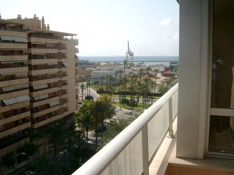 Piso en avenida Oscar Espla, 3 - Foto 1