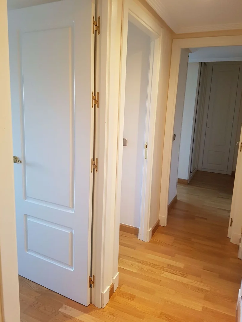 Piso en calle monasterio de montesclaros, 9 - Foto 8