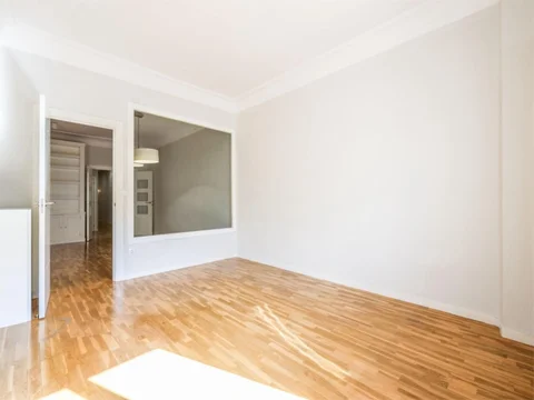 Piso en  Calle de Ibiza 66 - Foto 8